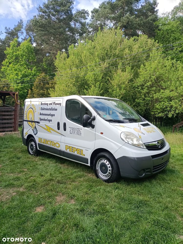 Opel Vivaro - 2