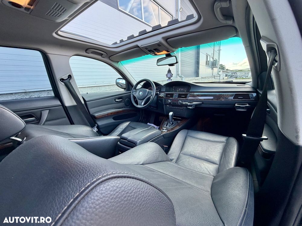 BMW Seria 3 320d DPF Aut. Edition Sport - 11