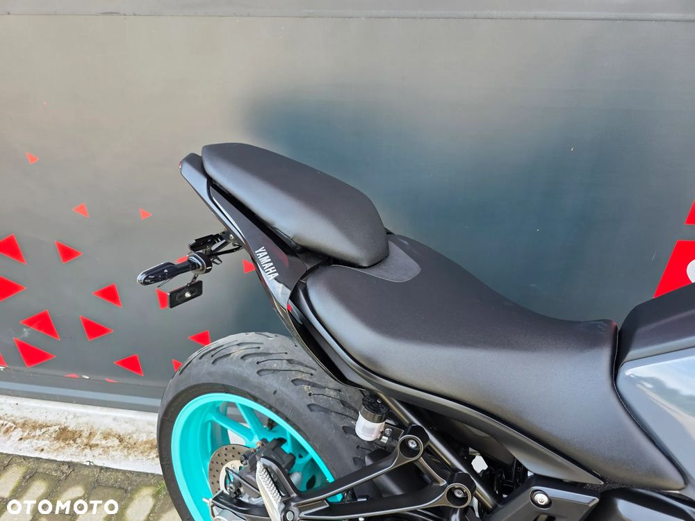 Yamaha MT - 22