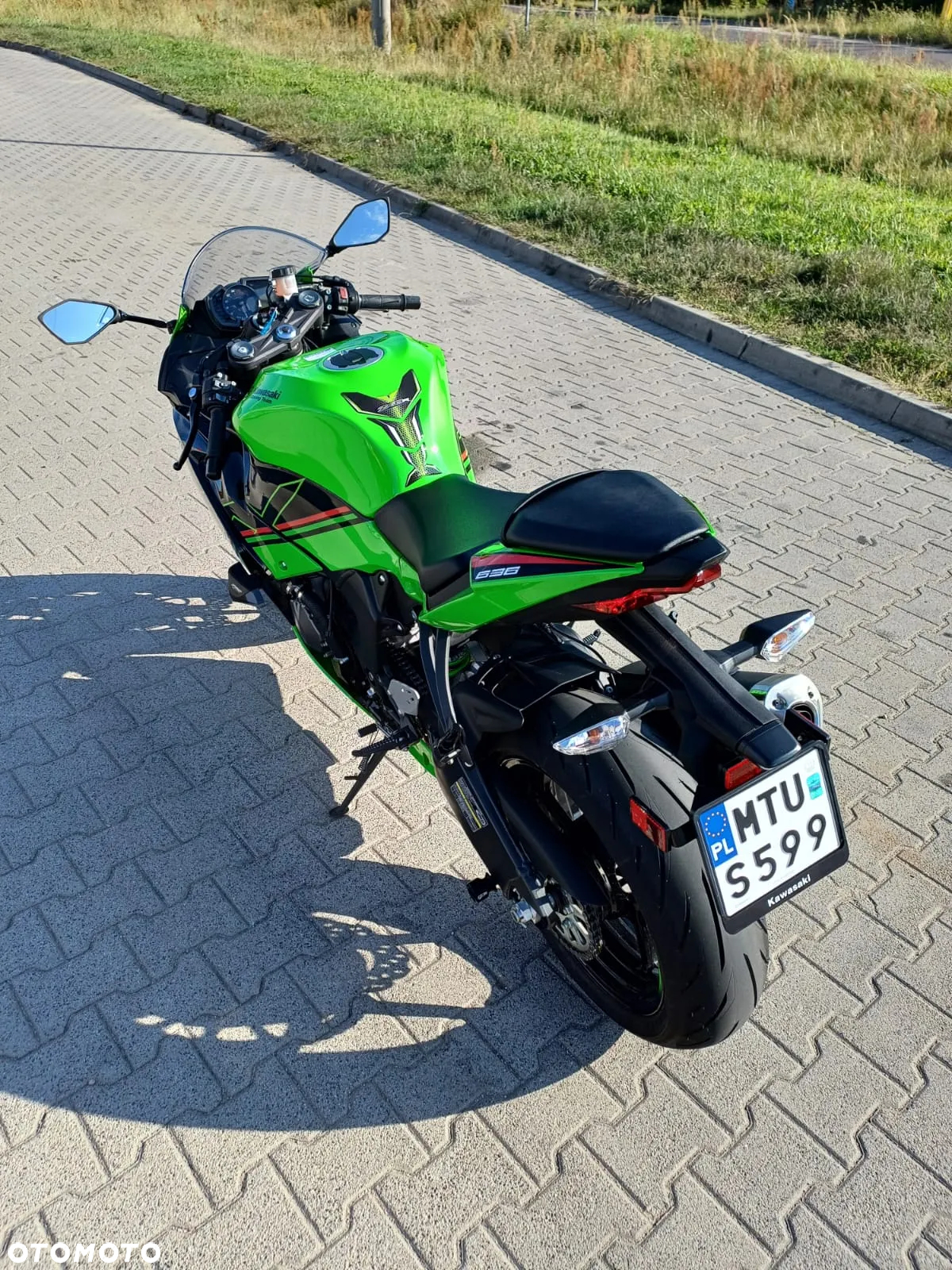 Kawasaki ZXR - 6