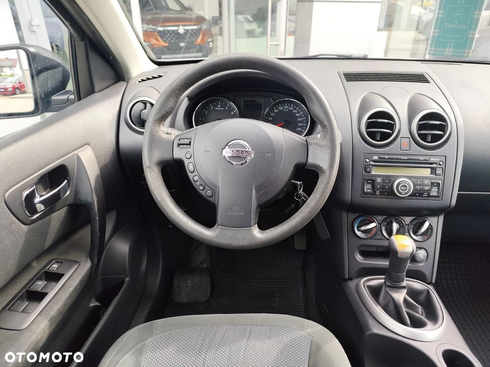 Nissan Qashqai 1.6 Visia - 6