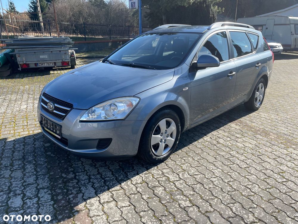 Kia Ceed 1.4 CVVT LX Basis - 2