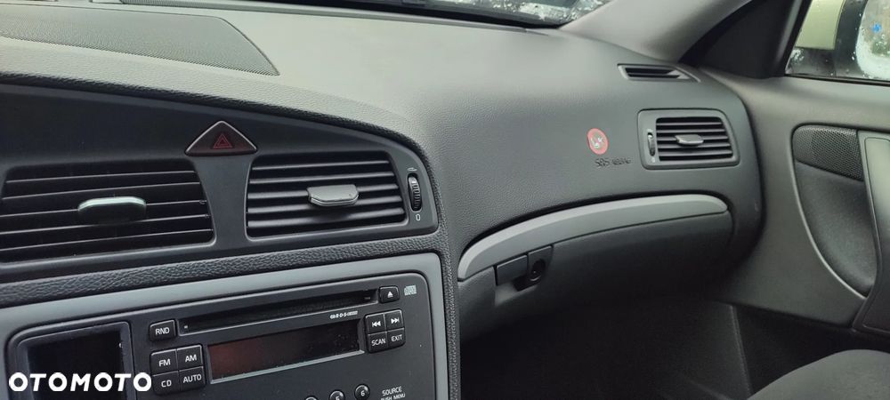 Volvo V70 2.4 Kinetic - 19