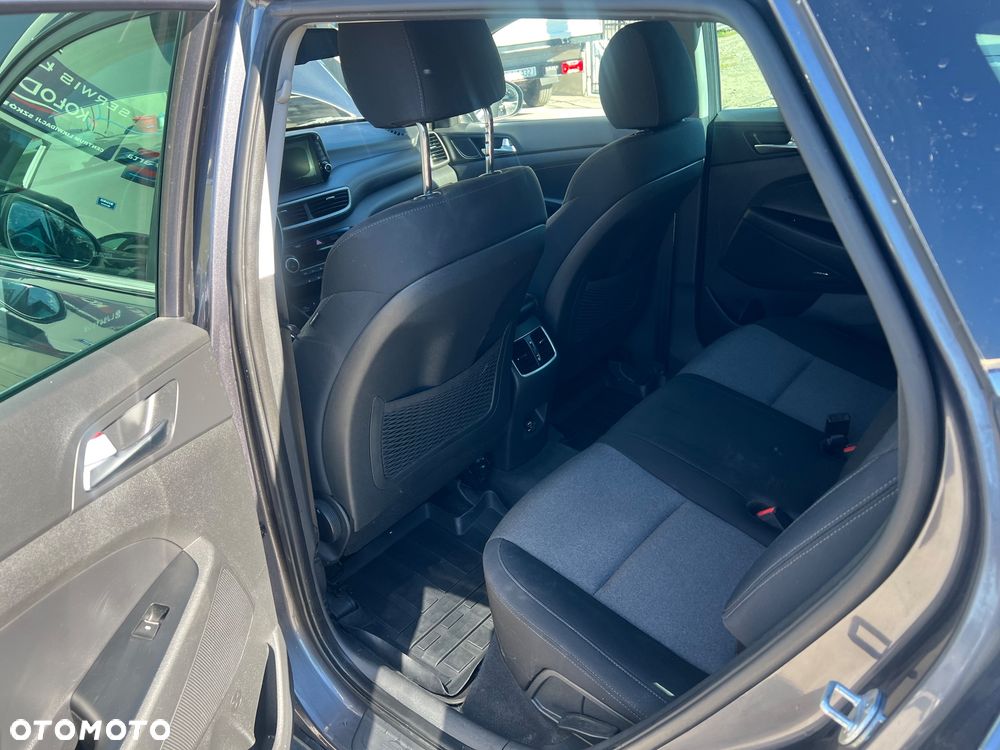 Hyundai Tucson 1.6 CRDi 48V-Hybrid 4WD DCT Trend - 29