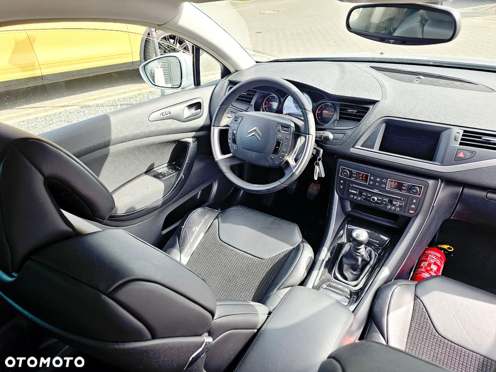 Citroën C5 Tourer HDi 135 FAP Exclusive - 36