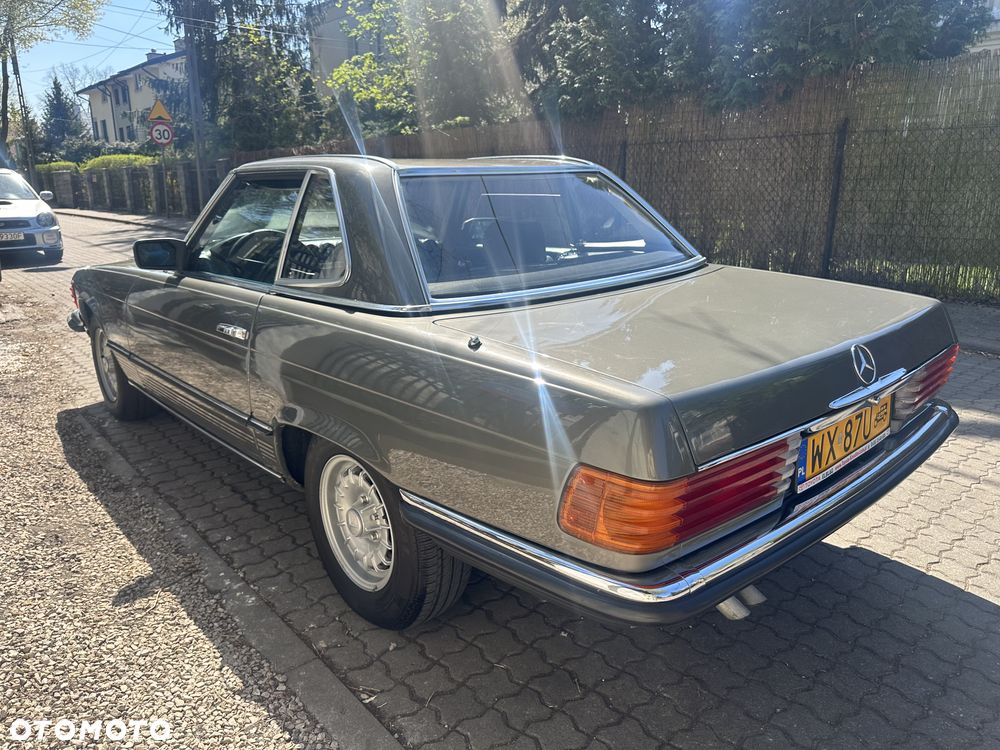 Mercedes-Benz SL - 10