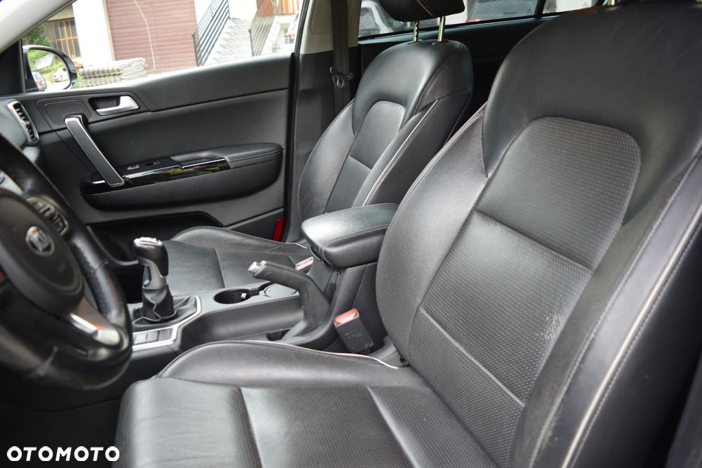 Kia Sportage 2.0 CRDI Business Line 4WD - 27