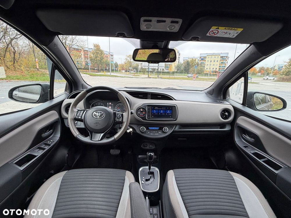 Toyota Yaris - 16