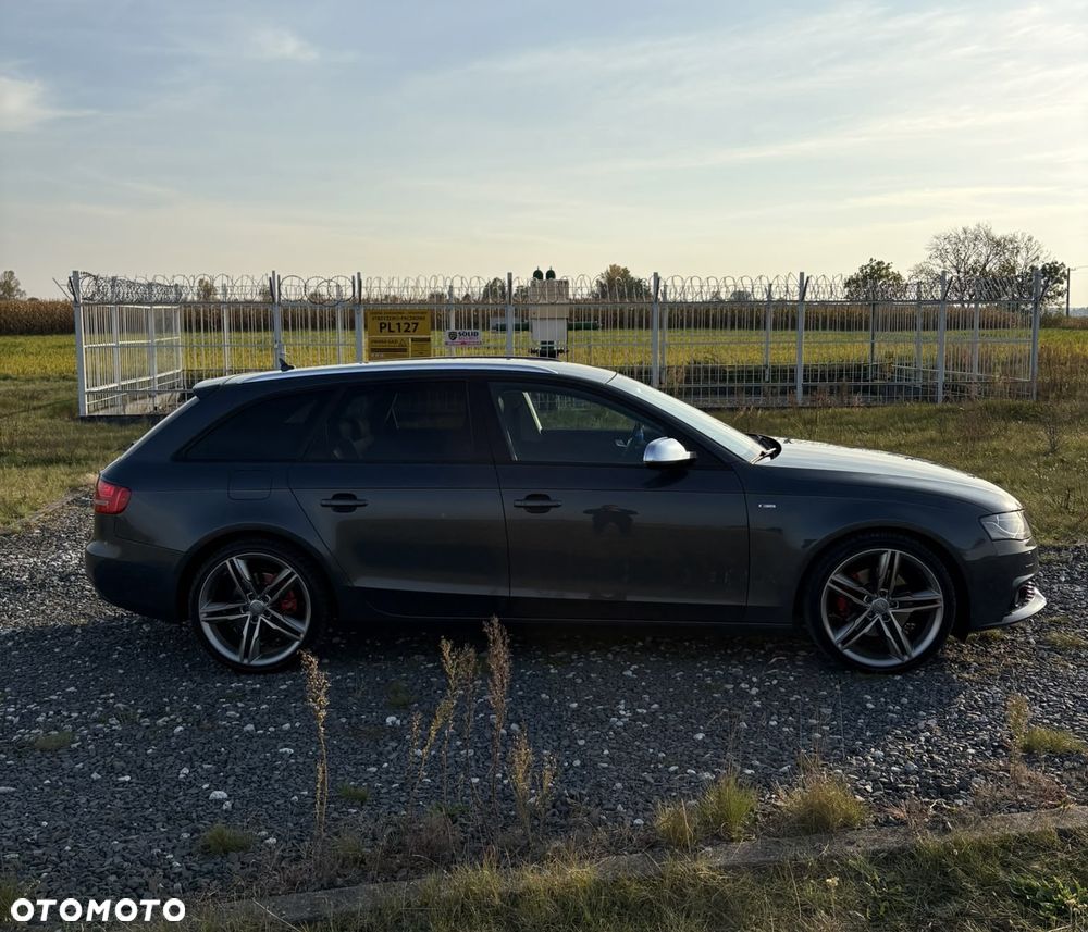 Audi A4 Avant - 12