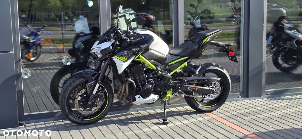 Kawasaki Z 900 - 23