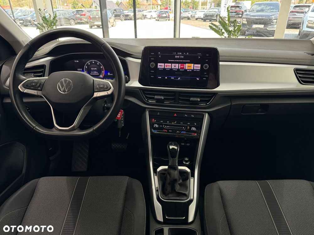 Volkswagen T-Roc - 14