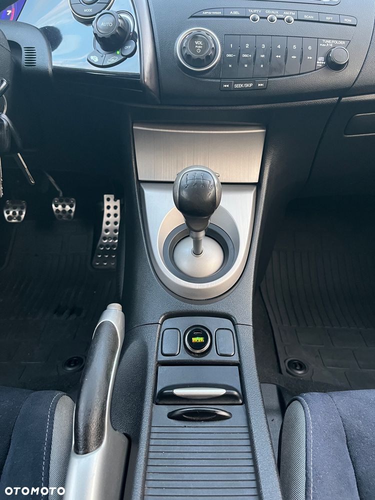 Honda Civic 1.8i-VTEC Comfort - 9