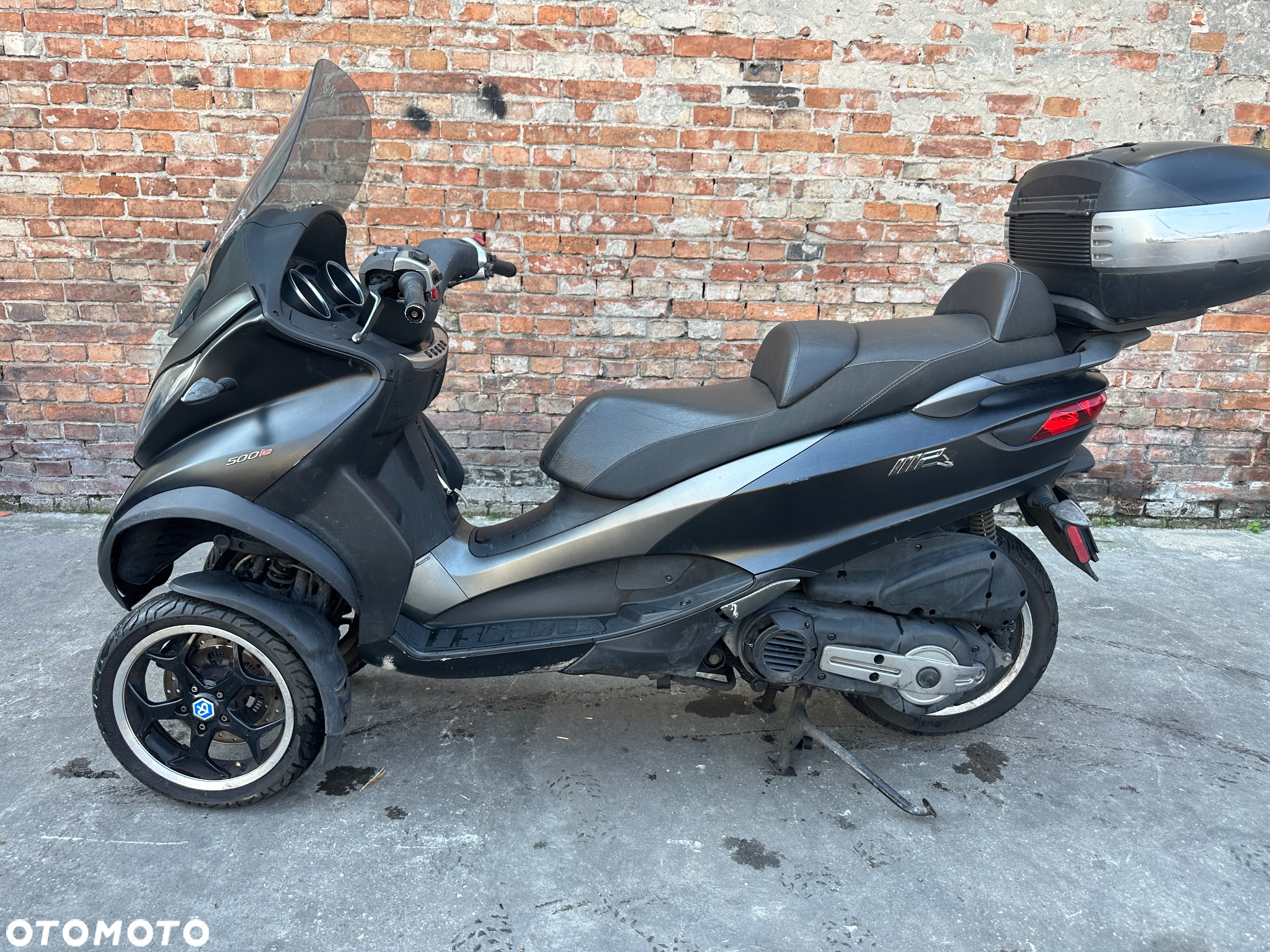 Piaggio MP-3 - 9