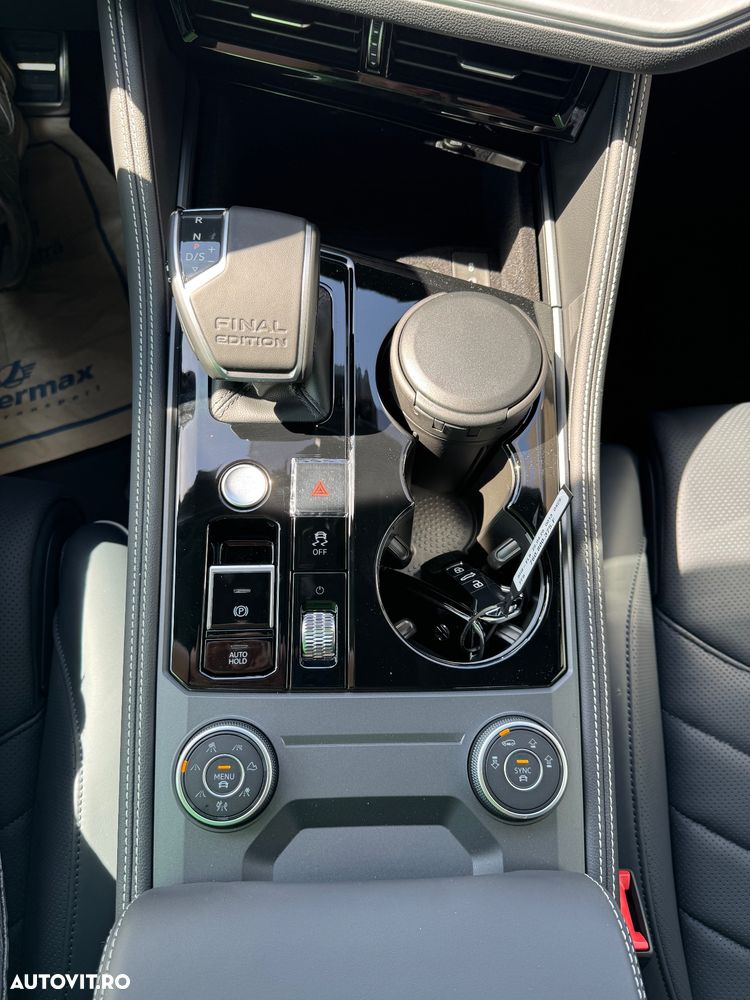 Volkswagen Touareg V6 TDI 4MOTION Elegance - 18