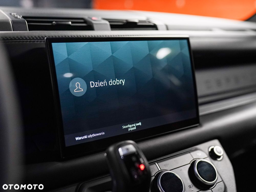 Land Rover Defender 5.0 P525 V8 - 37