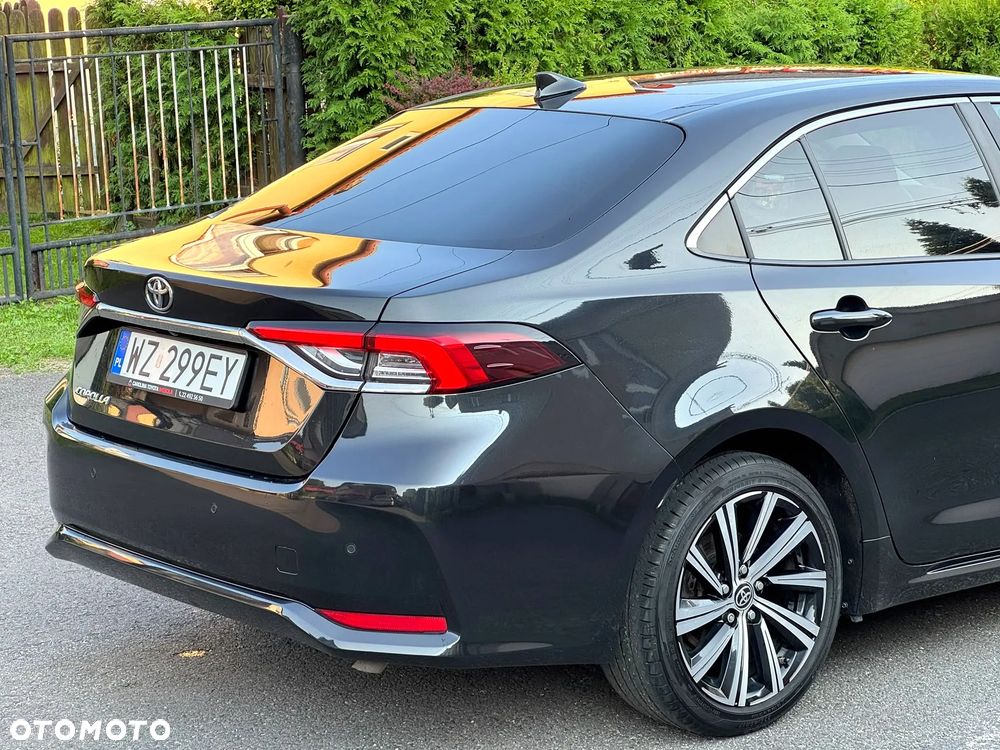 Toyota Corolla - 22