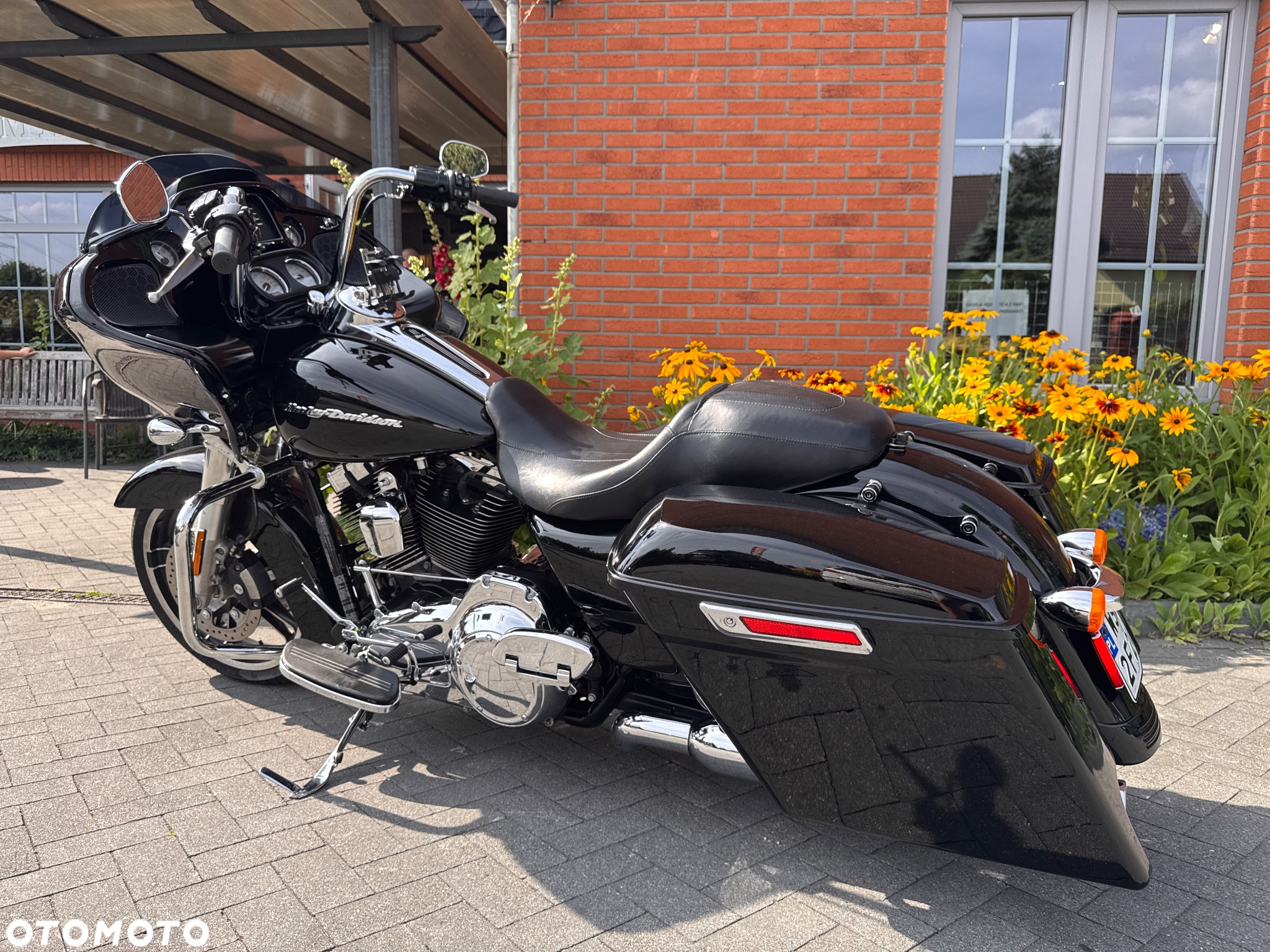 Harley-Davidson Touring Road Glide - 13