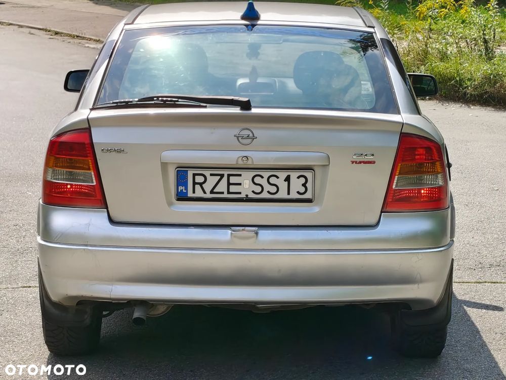 Opel Astra II 2.0 DI Comfort - 30
