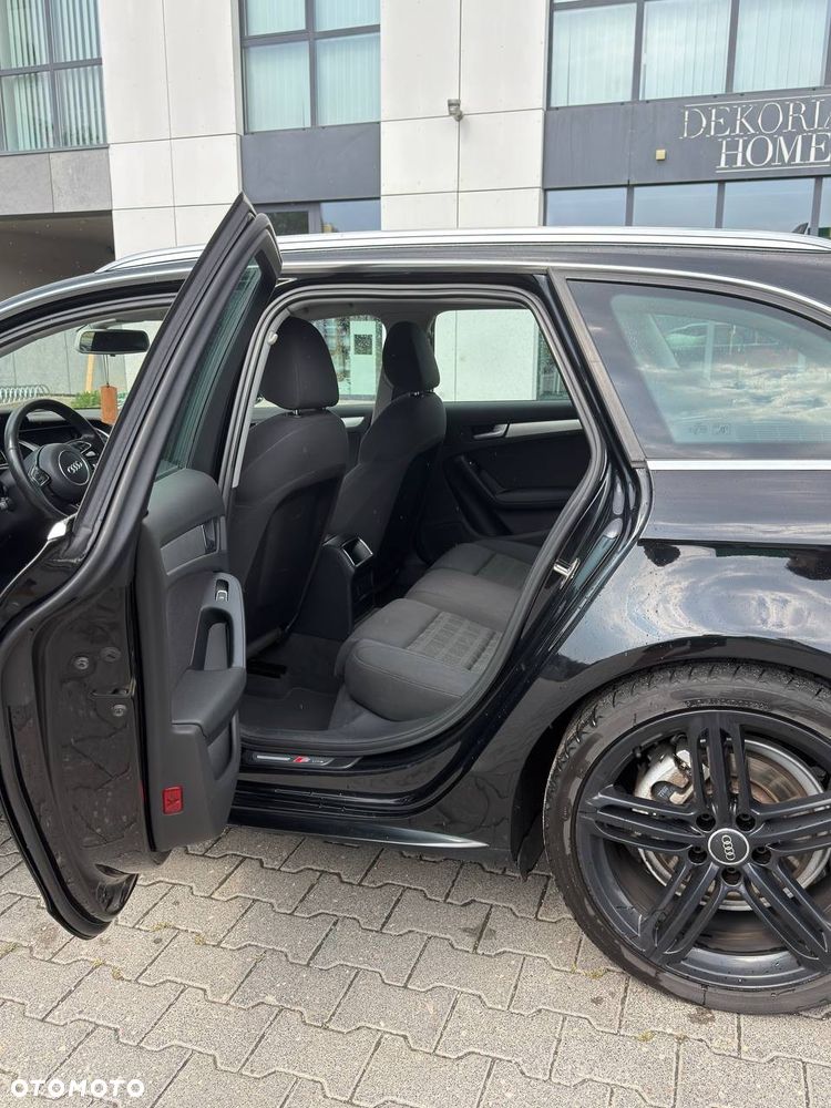 Audi A4 Avant 2.0 TDI clean diesel Multitronic - 25