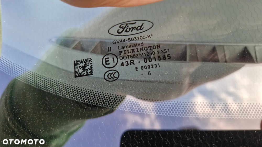 Ford Kuga 2.0 TDCi 4x4 Titanium - 36