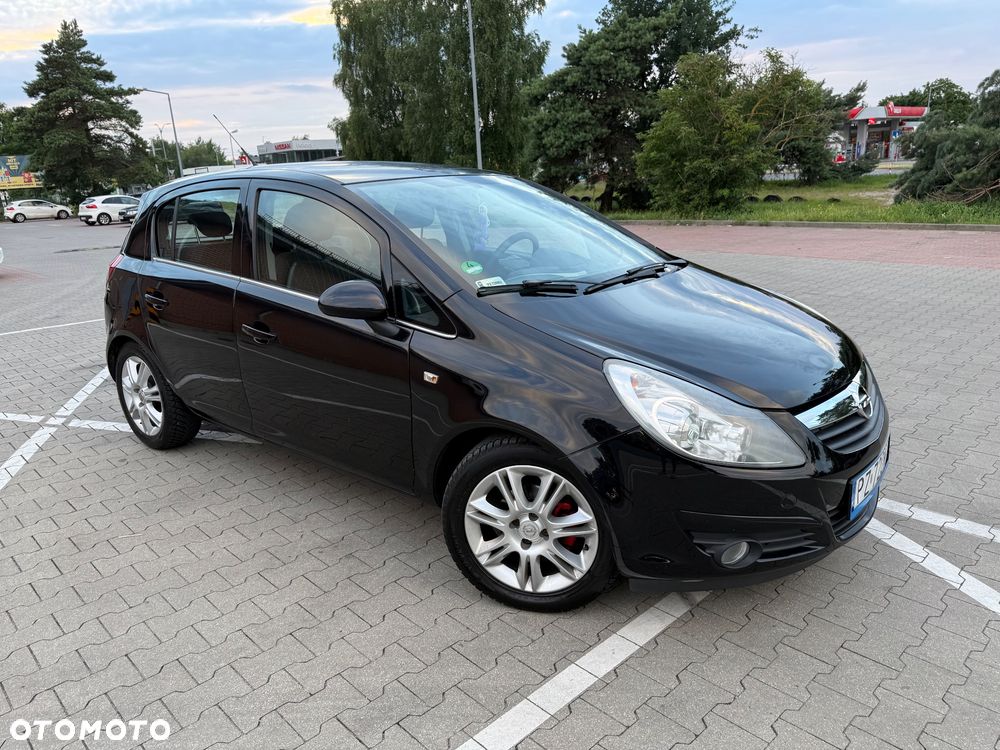 Opel Corsa 1.4 16V Cosmo - 23