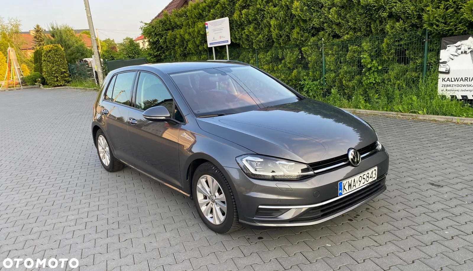 Volkswagen Golf VII 1.5 TSI BMT IQ Drive - 2