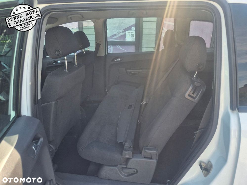 Opel Zafira - 11