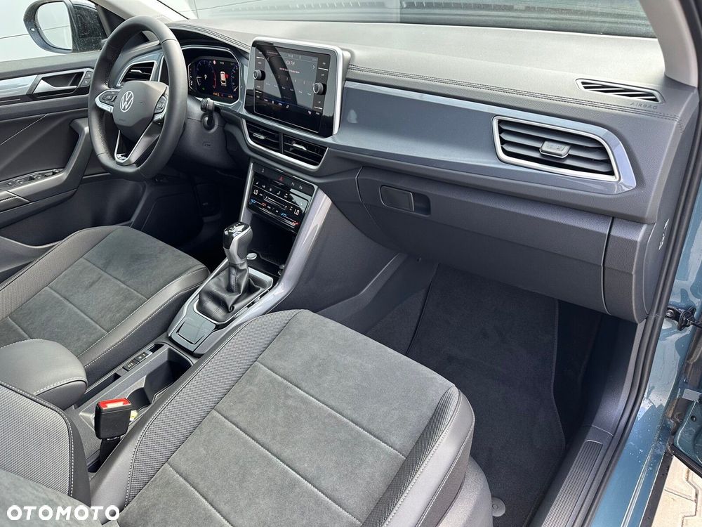 Volkswagen T-Roc - 19