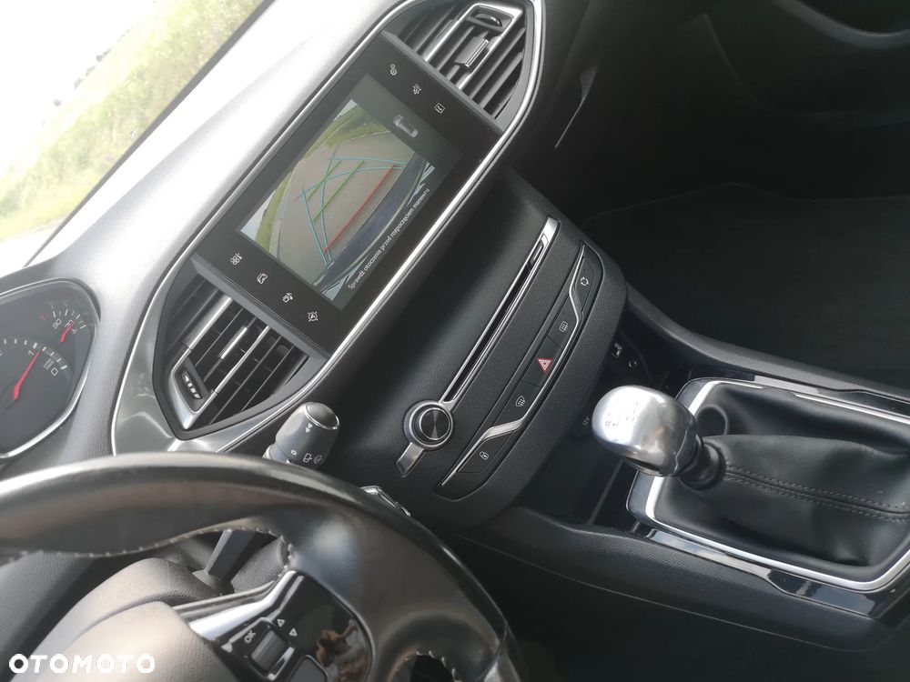 Peugeot 308 1.6 BlueHDi Business Line S&S - 8