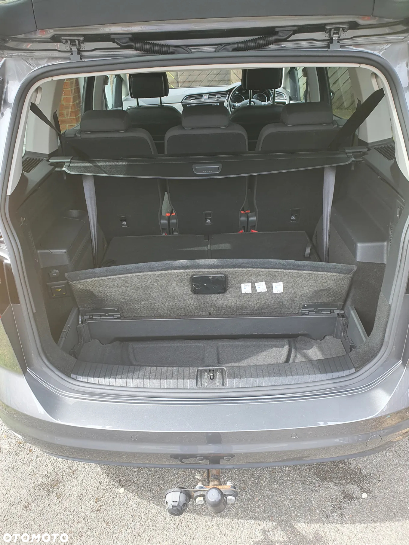 Volkswagen Touran - 17