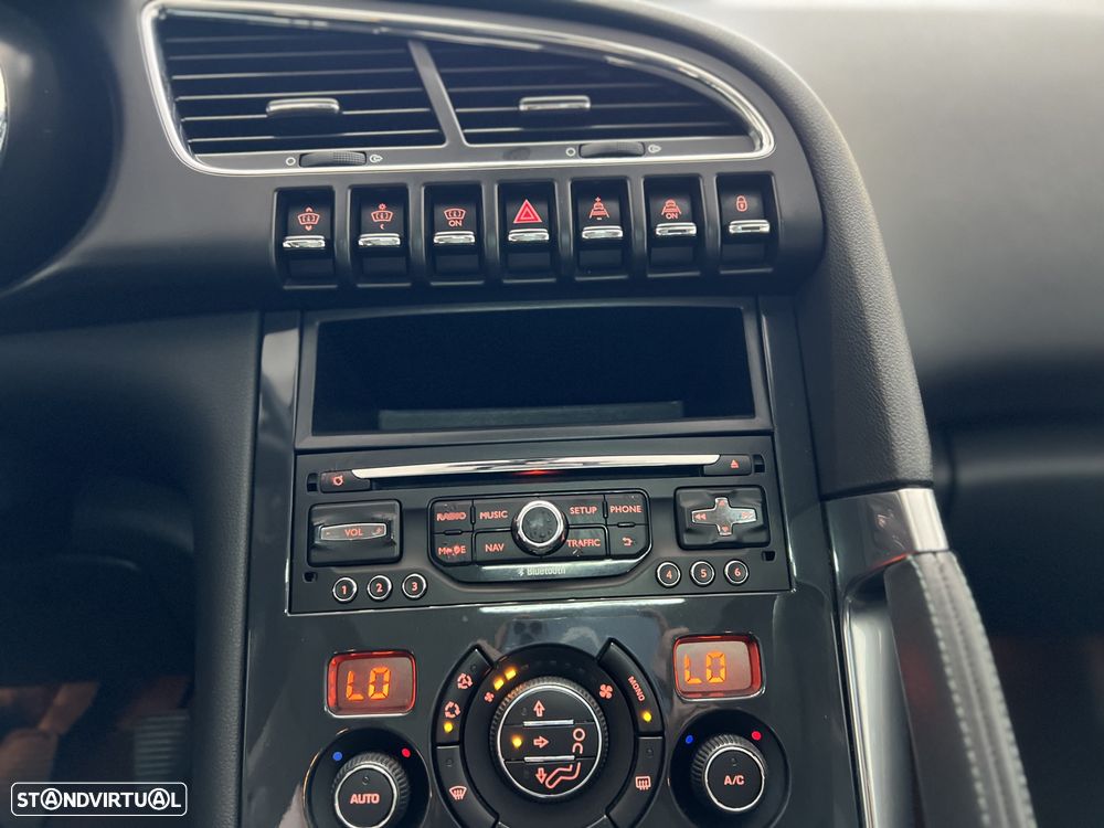 Peugeot 3008 1.6 HDi Allure - 11
