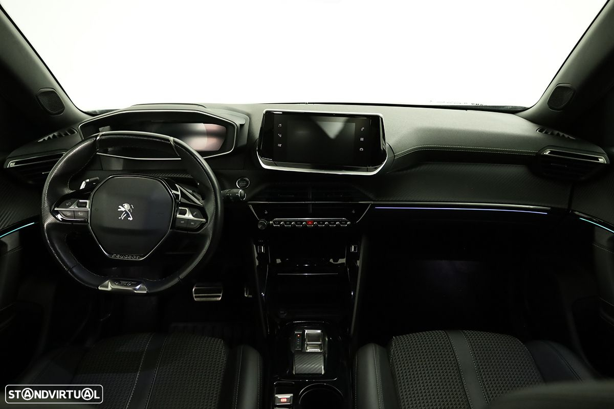 Peugeot 2008 1.2 PureTech GT EAT8 - 8