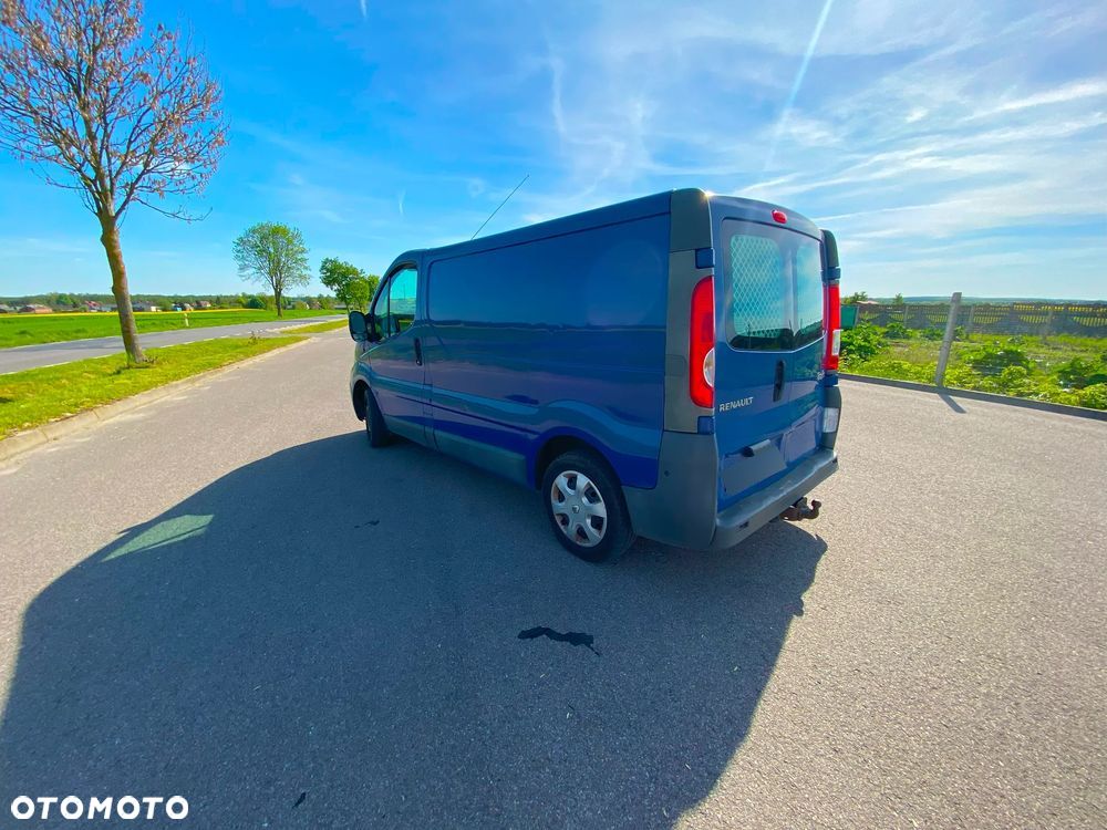 Renault TRAFIC - 6