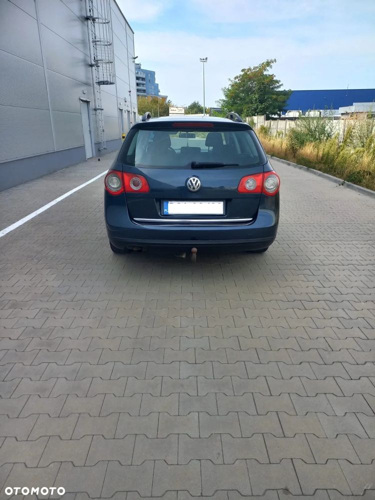 Volkswagen Passat - 9
