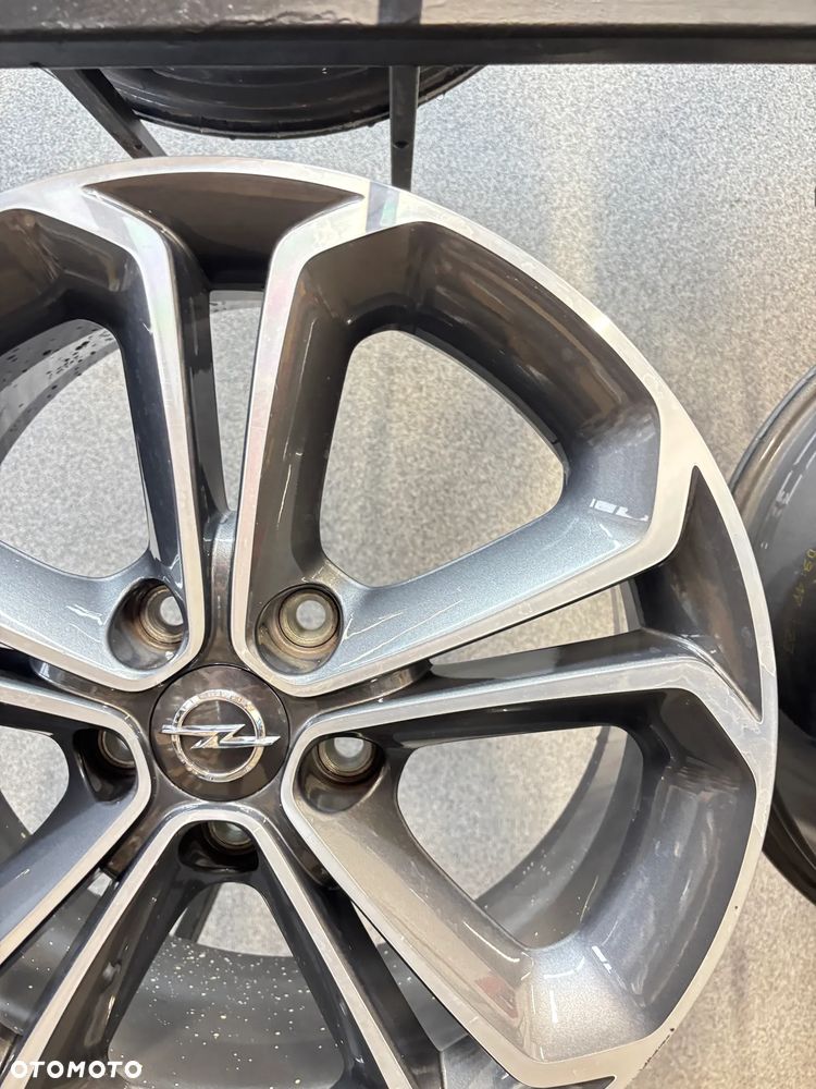 4 Felgi Alu. Opel Corsa D,E, Adam, Meriva B, Vectra C, 17" +TPMS - 23
