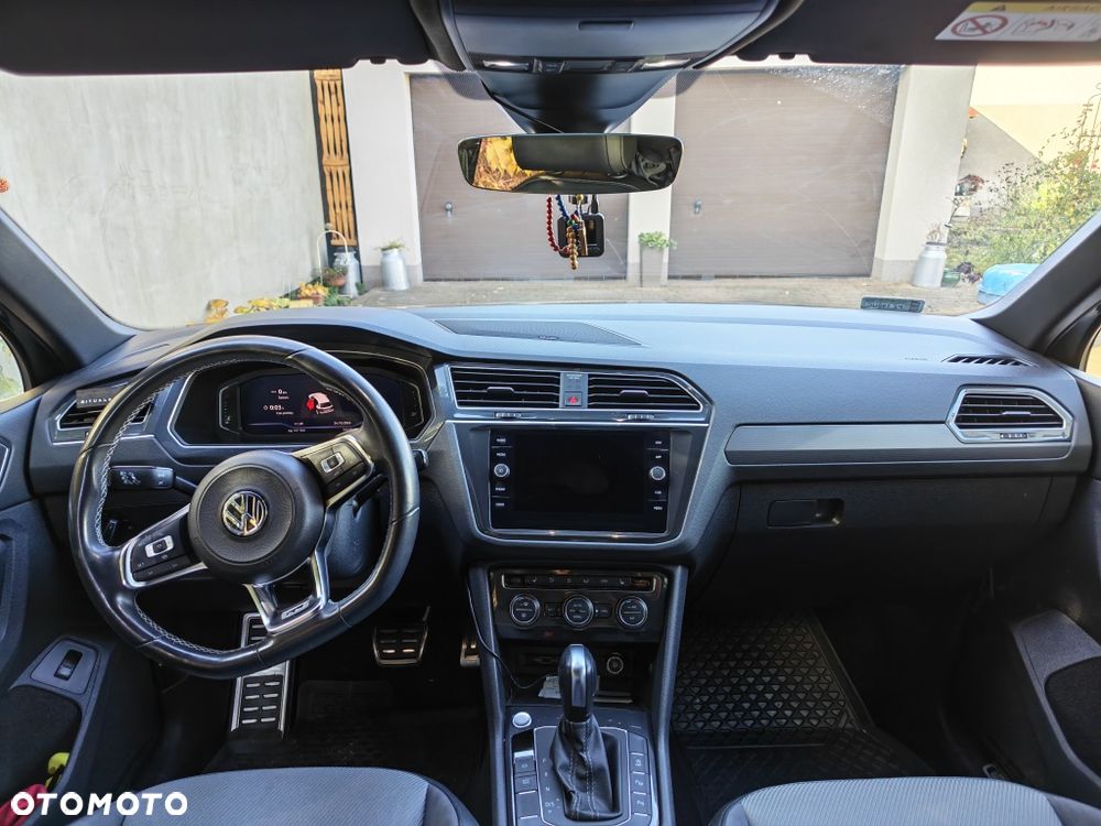 Volkswagen Tiguan - 4