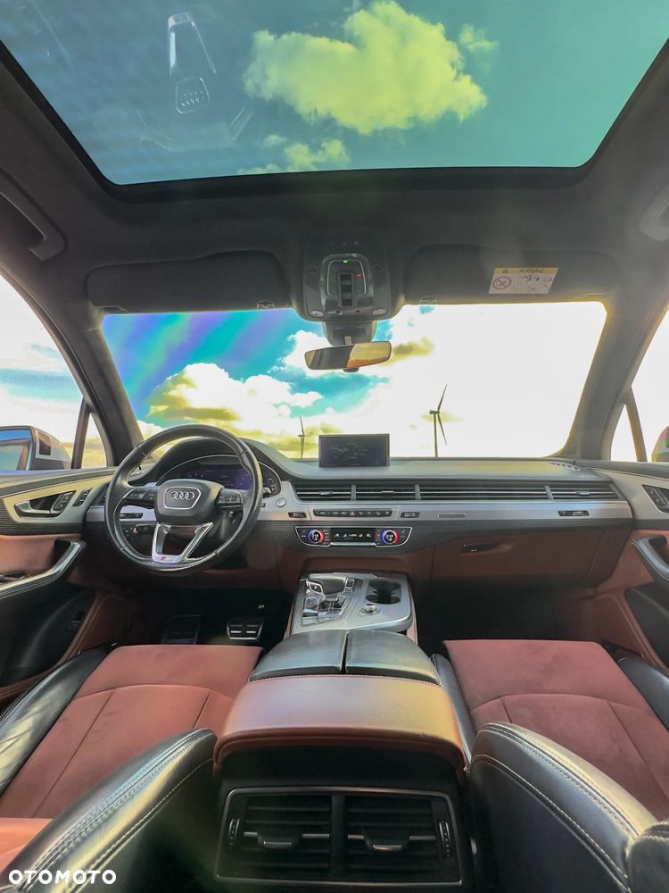 Audi Q7 - 12