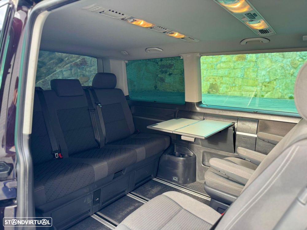 VW Multivan 2.0 TDi 180 Highline BlueMotion - 41
