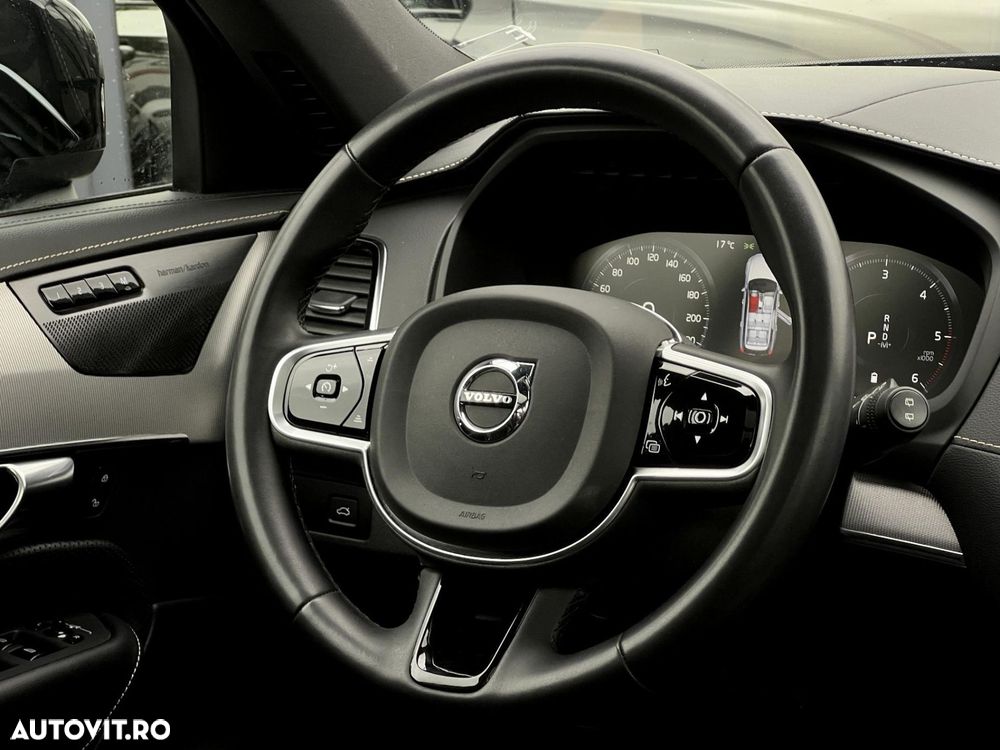 Volvo XC 90 B5 D AWD Plus Dark - 12