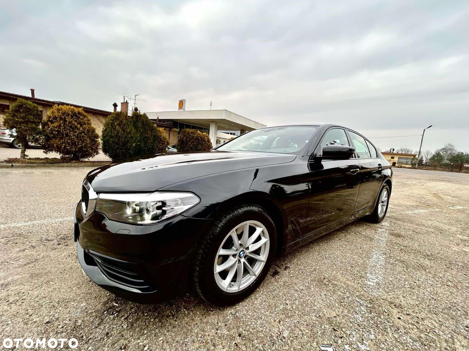 BMW Seria 5 518d Sport Line - 6