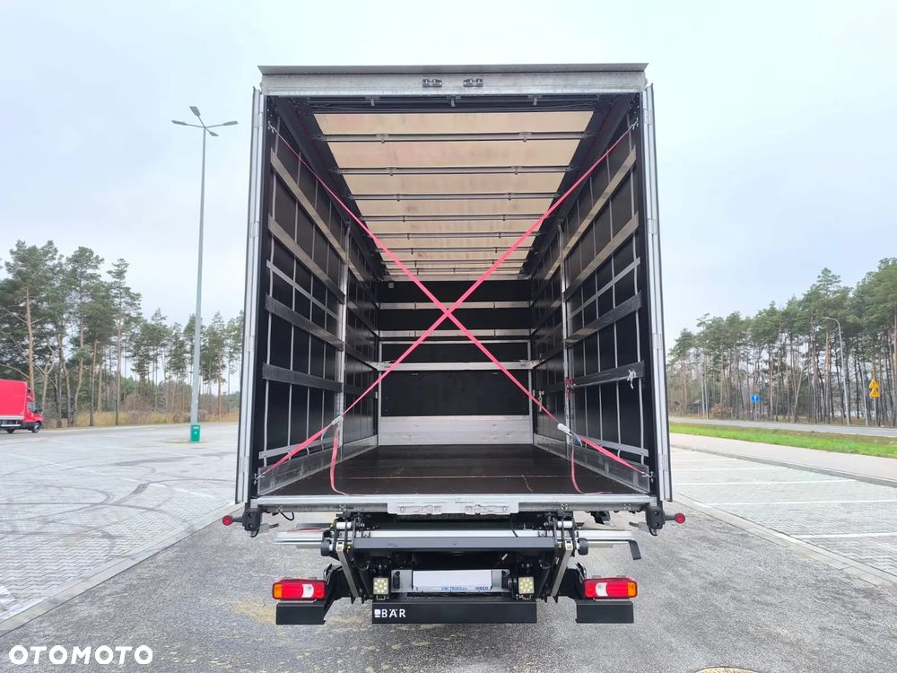 Iveco Daily 70C21 Sypialnia 2 Łóżka, WINDA!, 15 Palet, 2x Firana + Zsuwany Dach! - 18