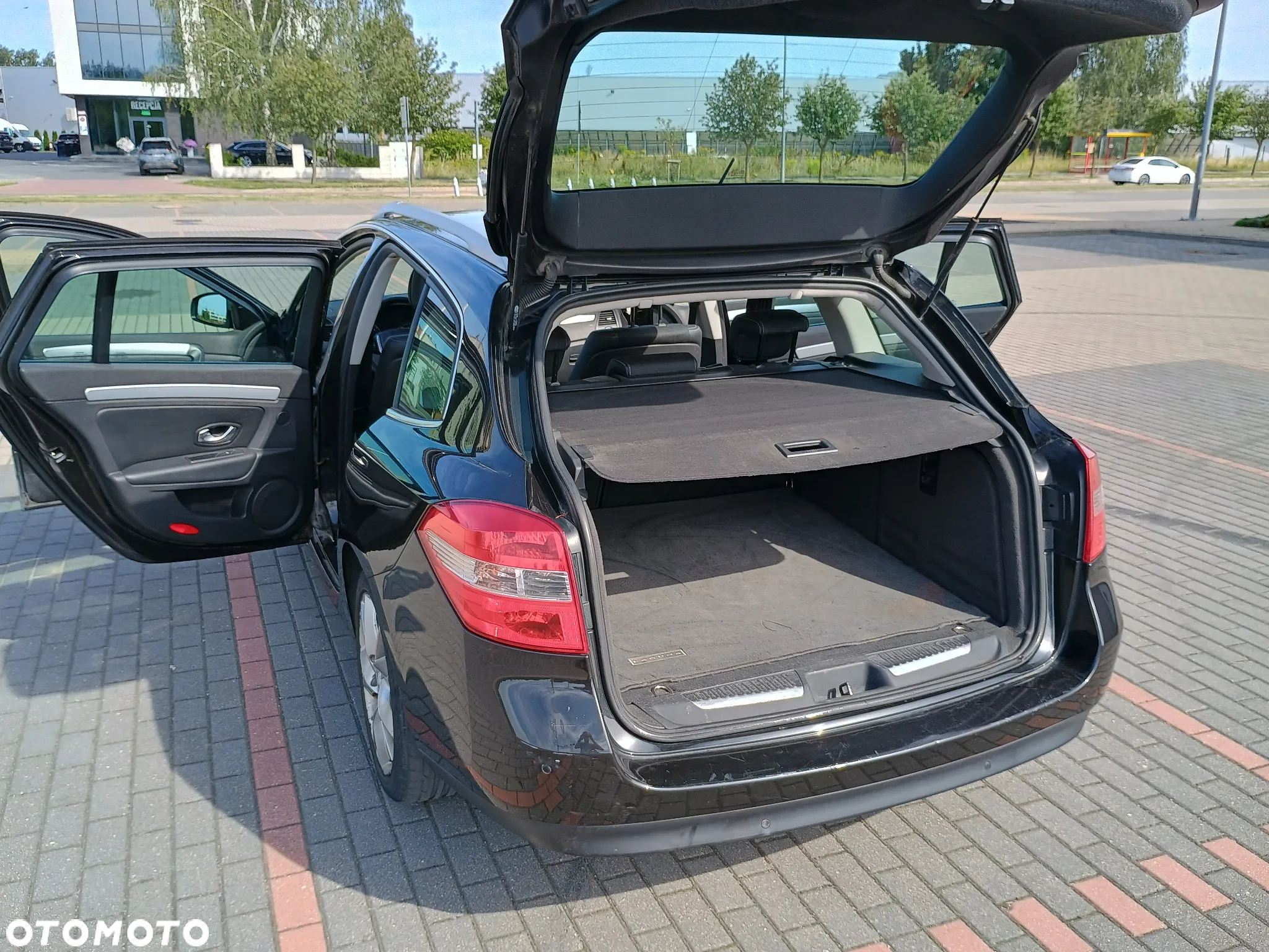 Renault Laguna 2.0 Authentique - 11