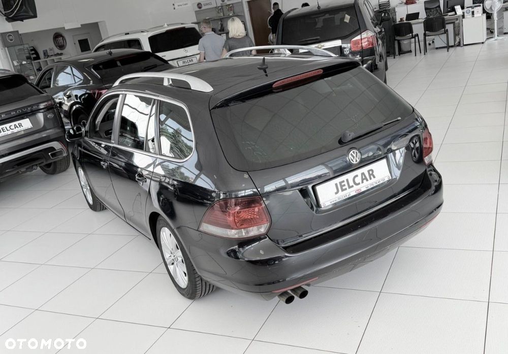 Volkswagen Golf Variant 2.0 TDI SCR DSG United - 23