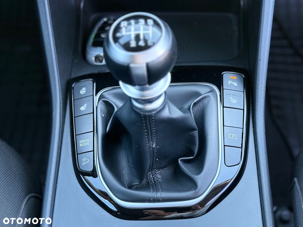 Hyundai Tucson 1.6 T-GDi Executive 2WD - 28