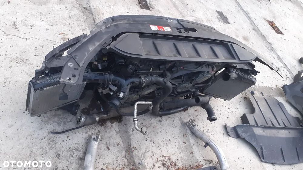 Pas przod Audi Q7 3.0TDI - 4