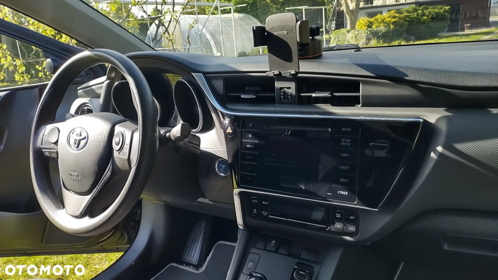 Toyota Auris Hybrid 135 Active - 20