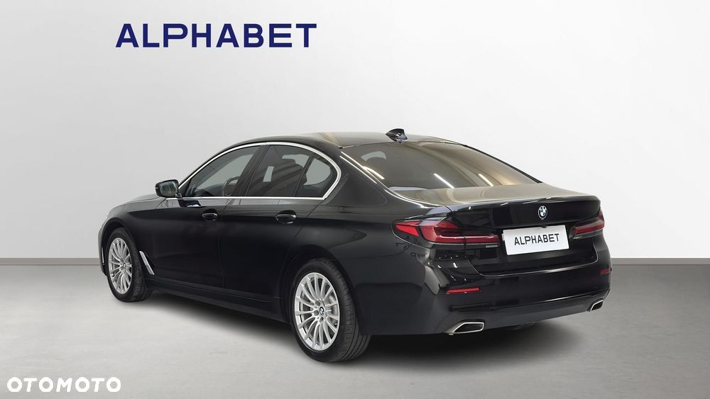 BMW Seria 5 520d xDrive MHEV Sport - 5