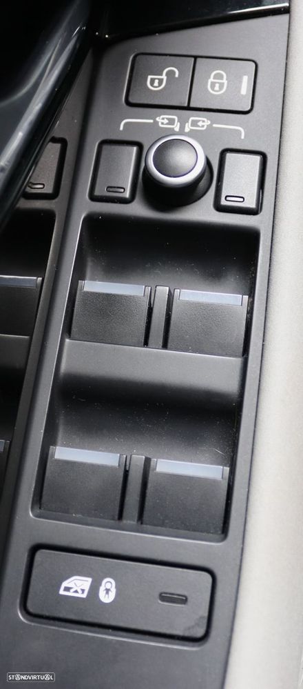 Land Rover Range Rover Evoque 2.0 D150 AWD S Auto - 11