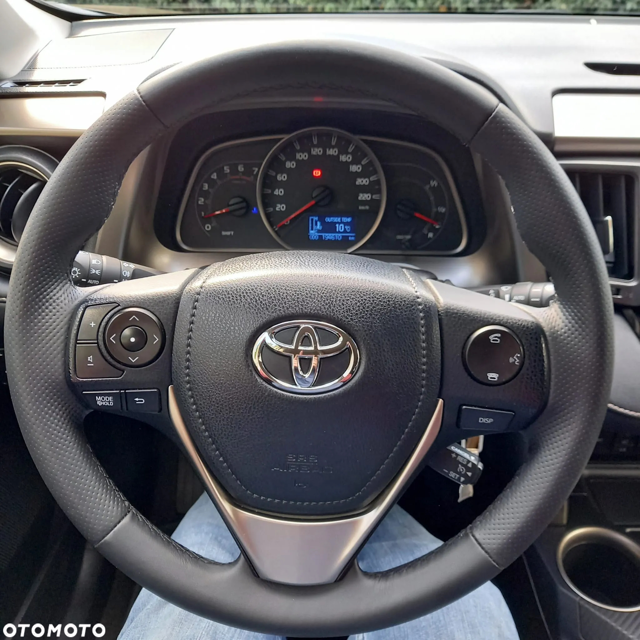Toyota RAV4 - 22