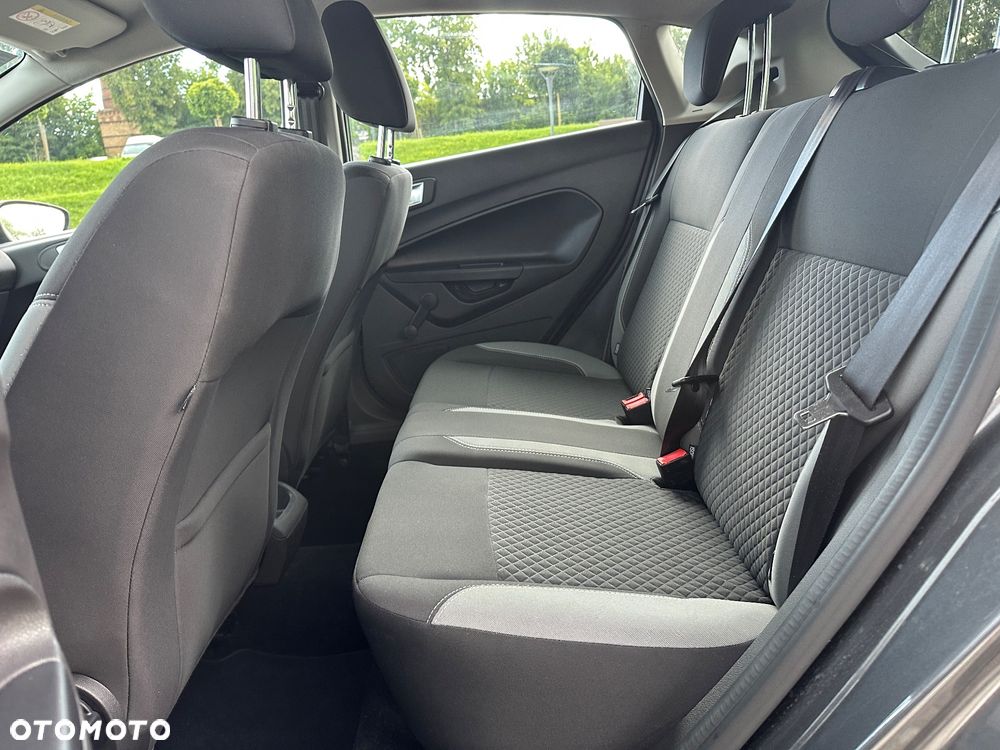 Ford Fiesta - 14